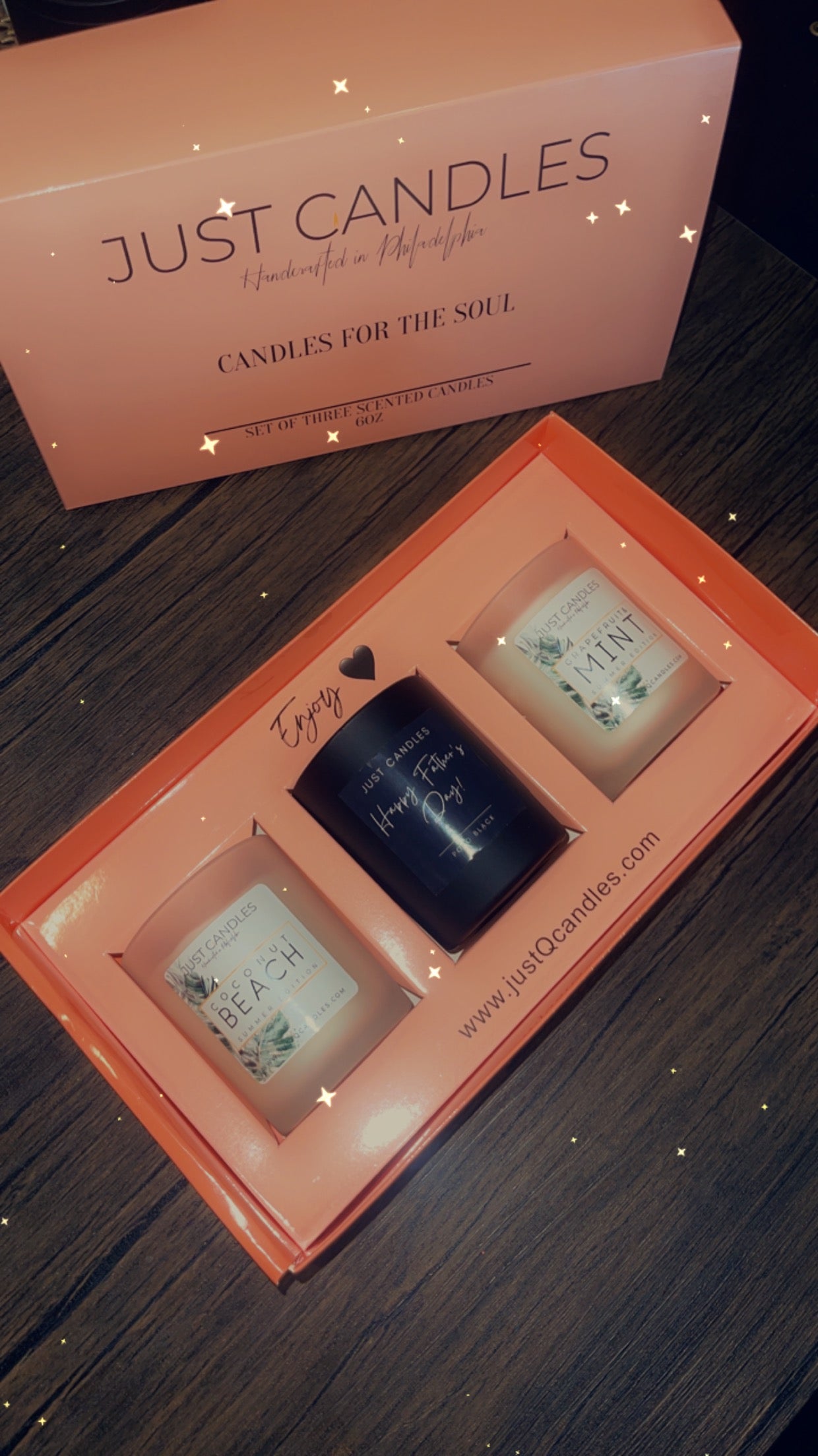 🌟 Thoughtful Packaging: Our Candle Gift Box is not just a gift; it's an experience. Presented in an elegant box with a ribbon, it's ready to delight and impress from the moment it's opened