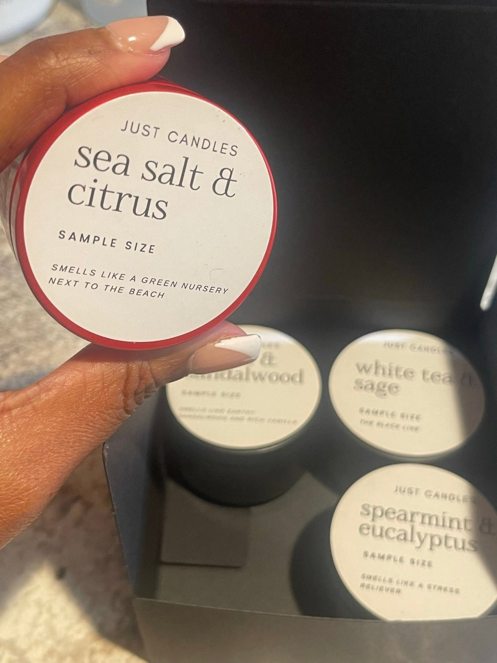 Elevate your surroundings and indulge your senses with our Candle Sample Pack today! đď¸â¨ Experience the magic of our candles, one exquisite fragrance at a time. Grab yours now and let the scents of serenity fill your world. đ