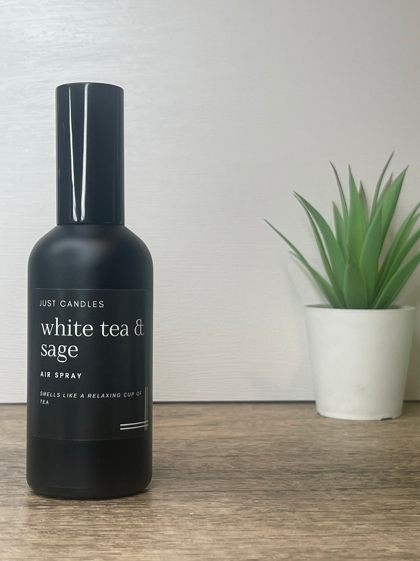Indulge in the serene and soothing embrace of our White Tea and Sage candle. Crafted with care and attention to detail, this exquisite fragrance blend is designed to elevate your environment and transport you to a world of tranquility