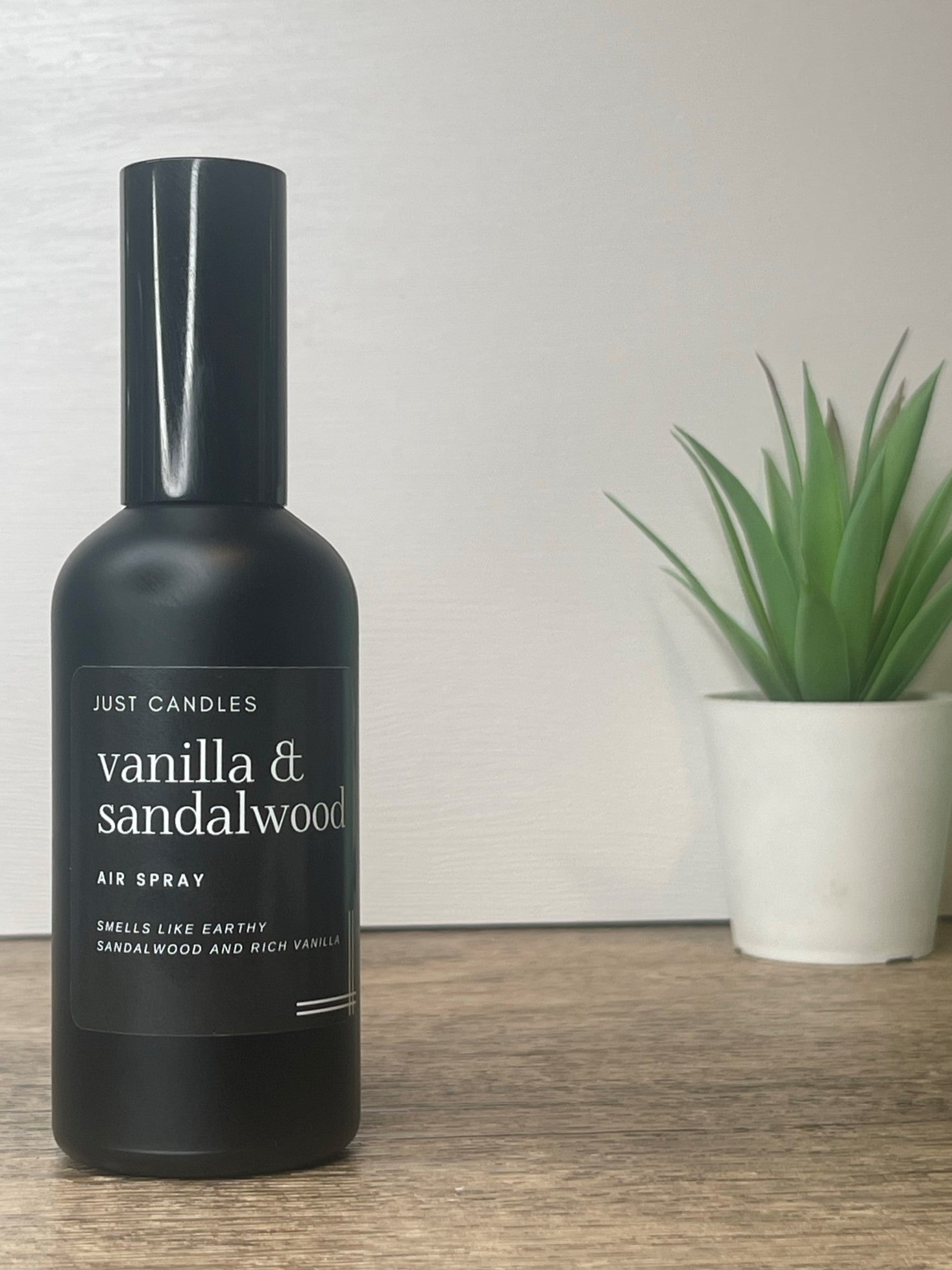 Vanilla & Sandalwood 4oz Air Spray